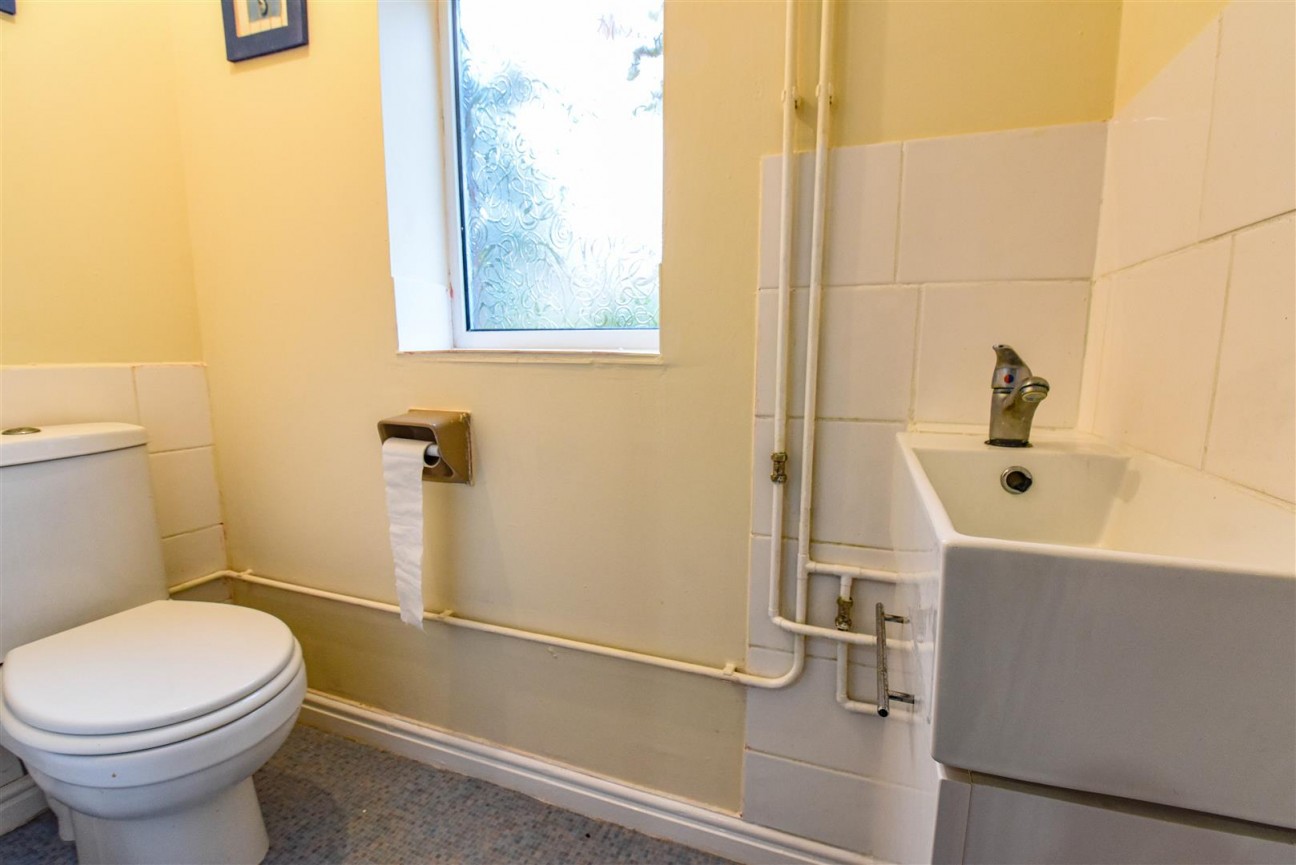 Jubilee Close, Cam, Dursley