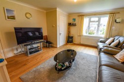 Jubilee Close, Cam, Dursley