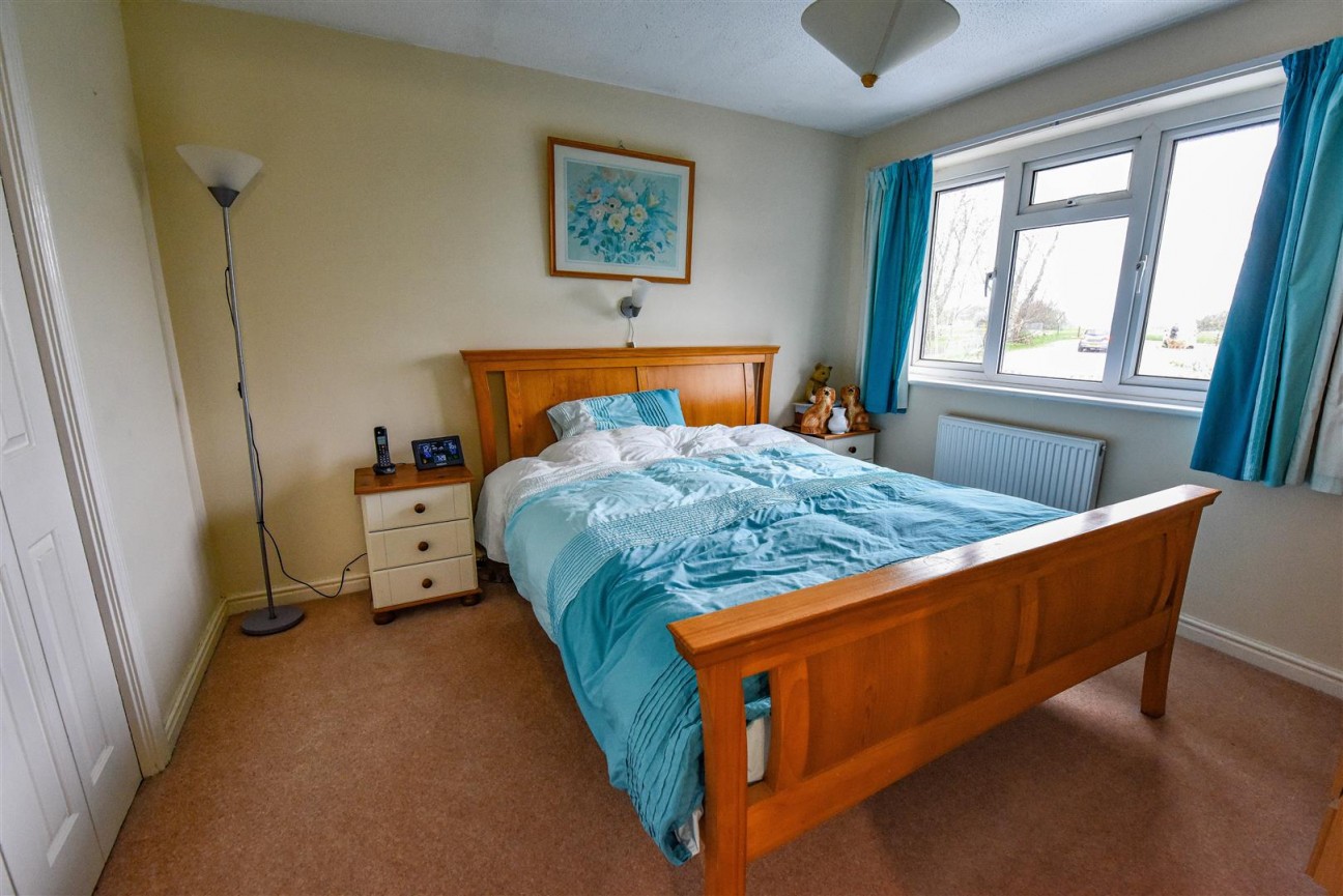 Jubilee Close, Cam, Dursley