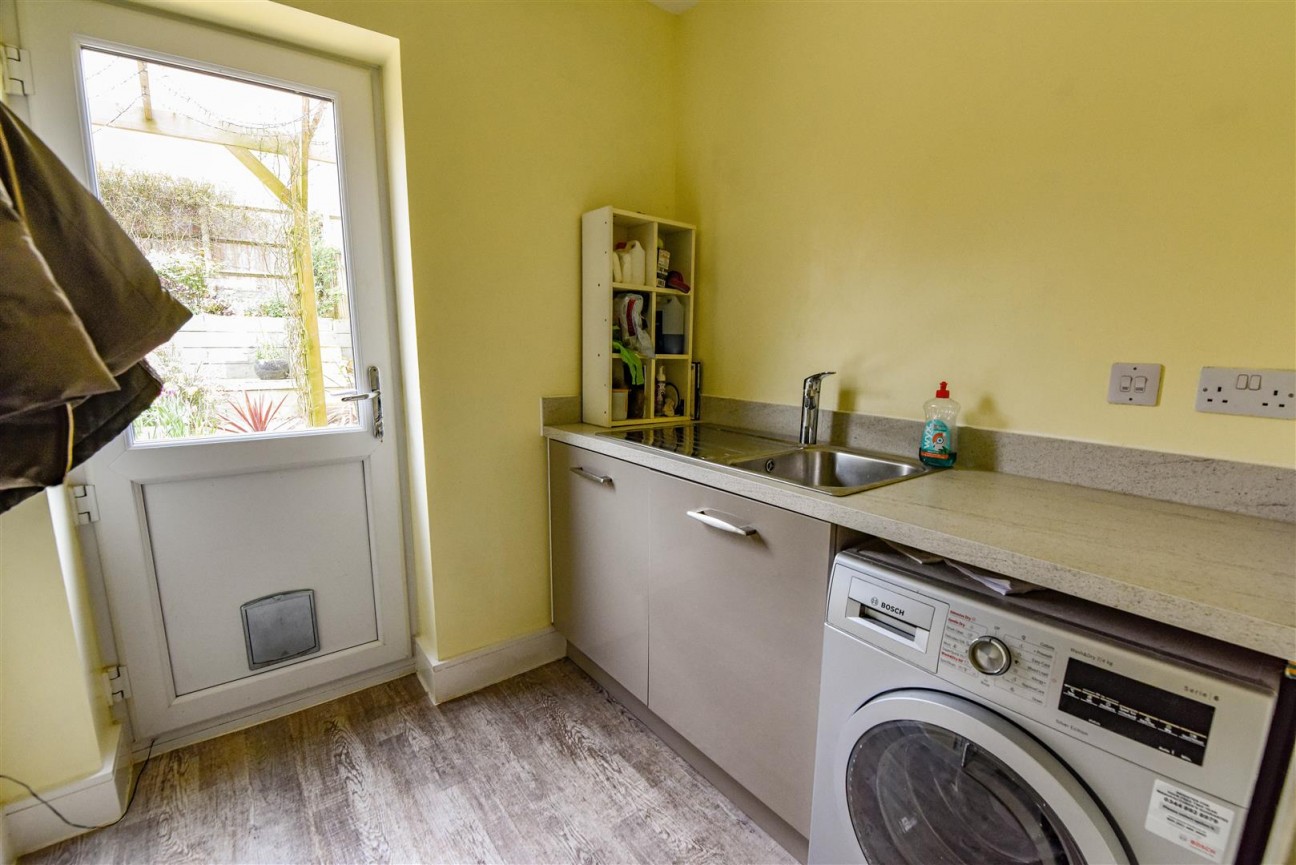 Wyatt Close, Dursley