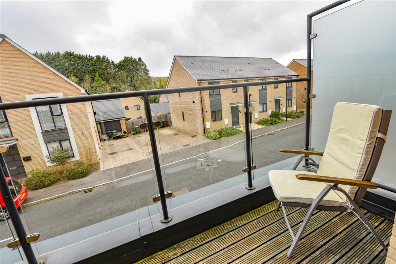 Wyatt Close, Dursley