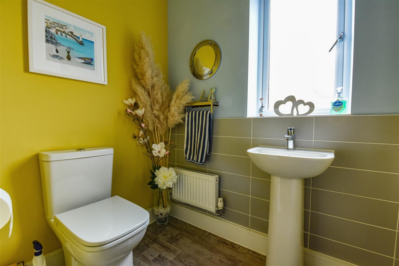 Wyatt Close, Dursley