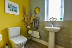 Wyatt Close, Dursley