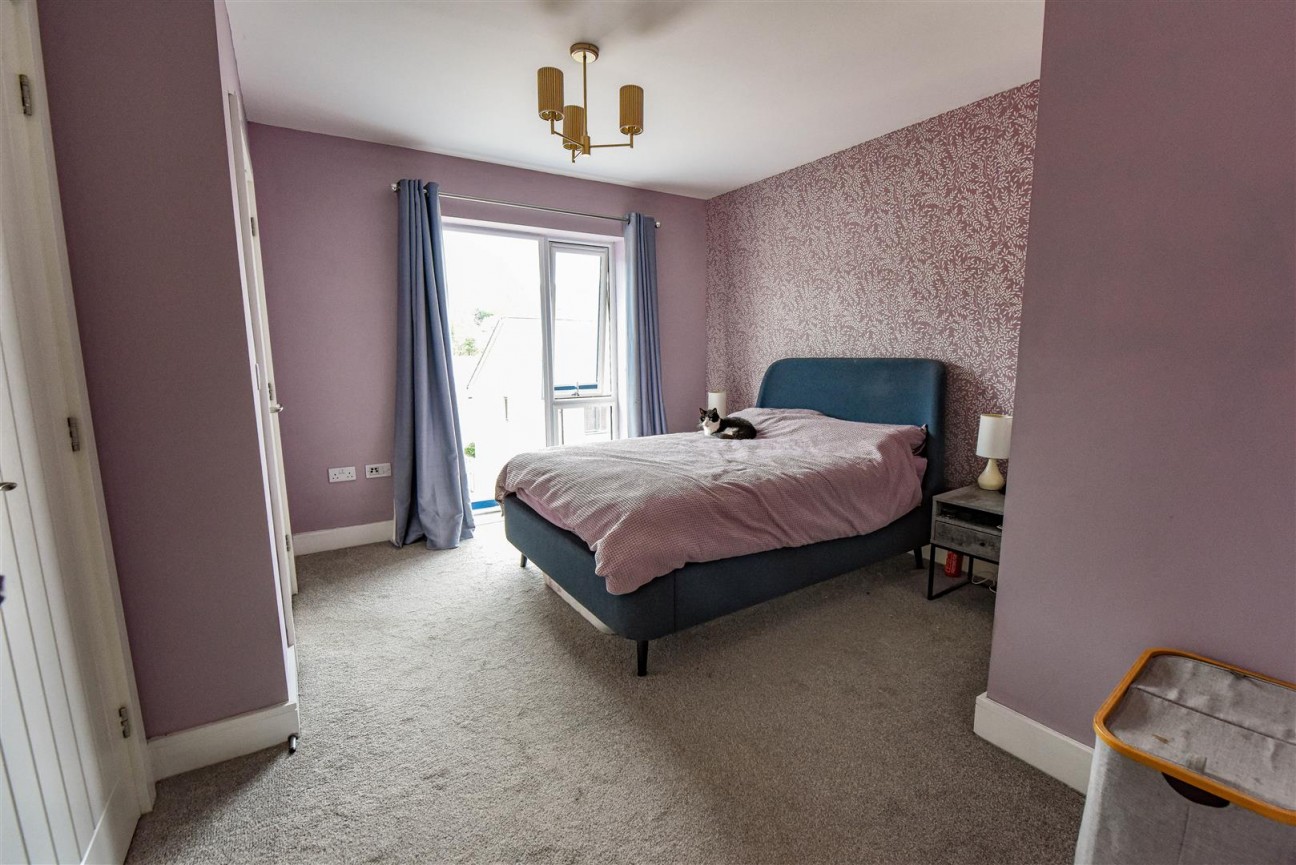 Wyatt Close, Dursley