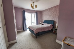 Wyatt Close, Dursley