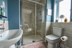 Wyatt Close, Dursley