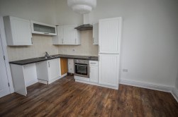 Flat 2, 1a Oldminster Road