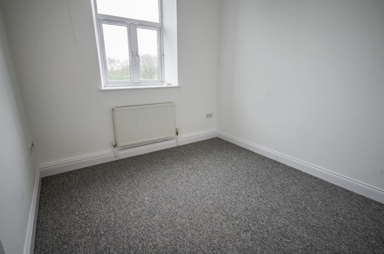 Flat 2, 1a Oldminster Road