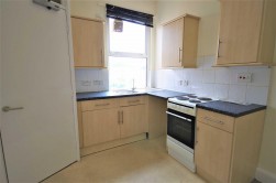 Flat 8, Cotswold House, 35 Long Street, Dursley