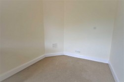 Flat 8, Cotswold House, 35 Long Street, Dursley