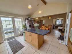 Cambridge Avenue, Dursley