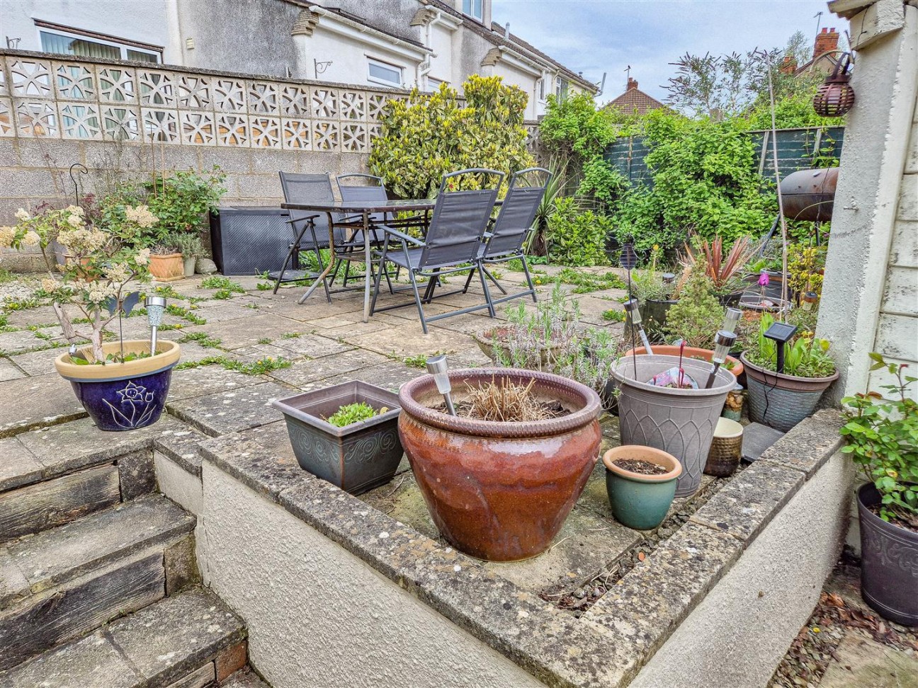 Cambridge Avenue, Dursley