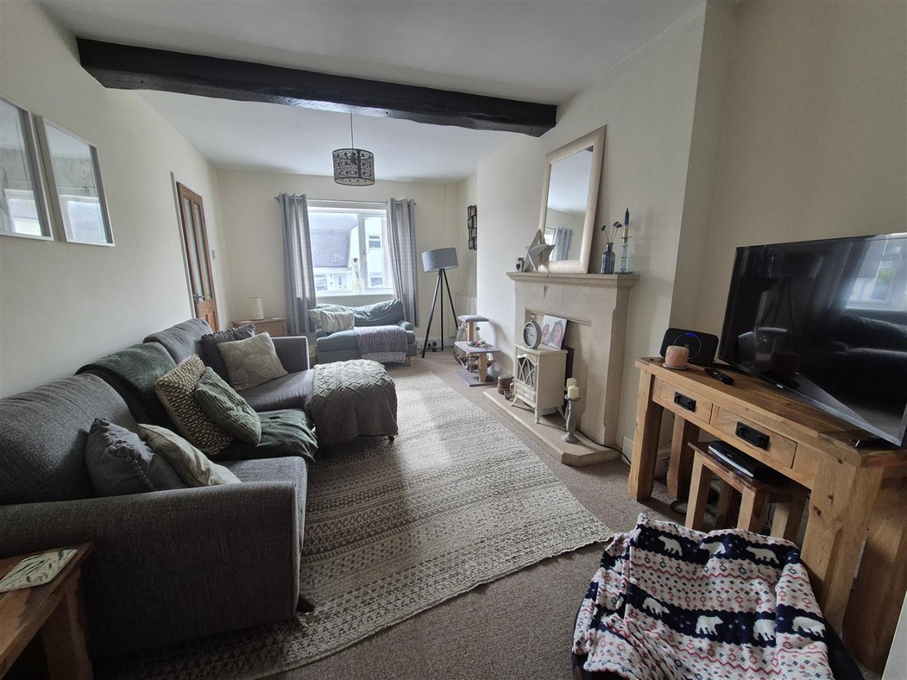 Cambridge Avenue, Dursley