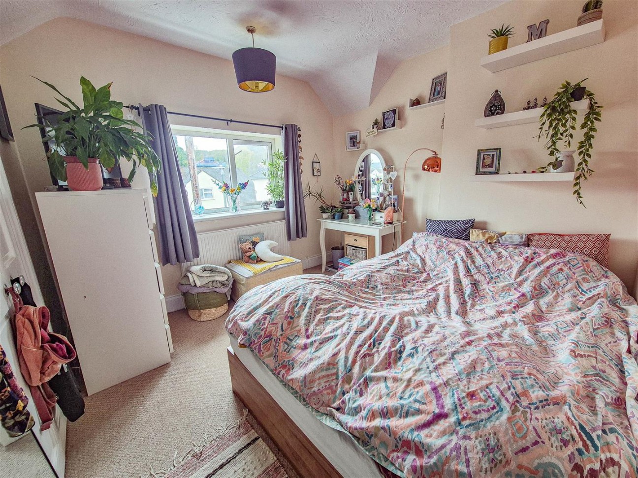 Cambridge Avenue, Dursley