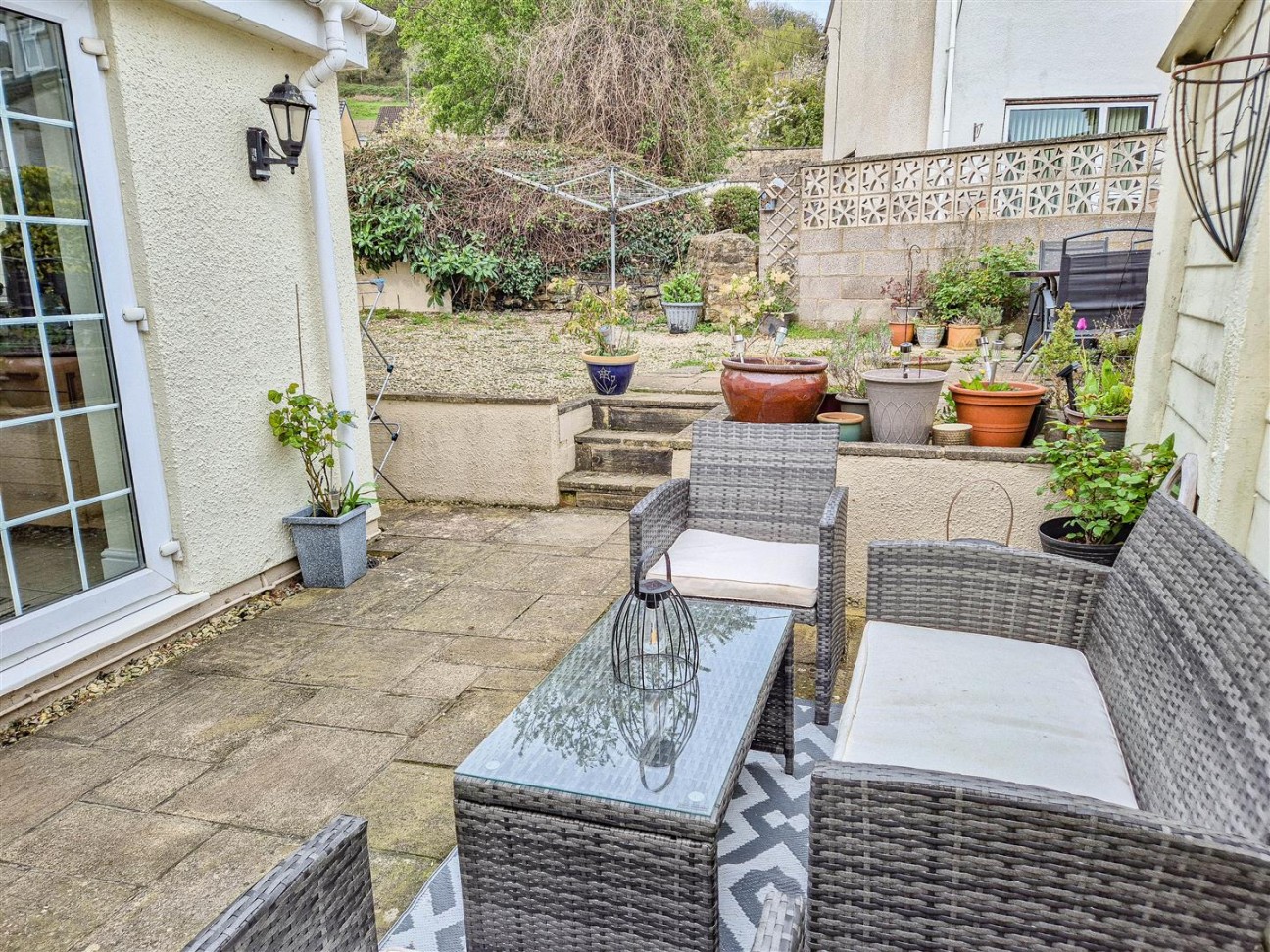 Cambridge Avenue, Dursley