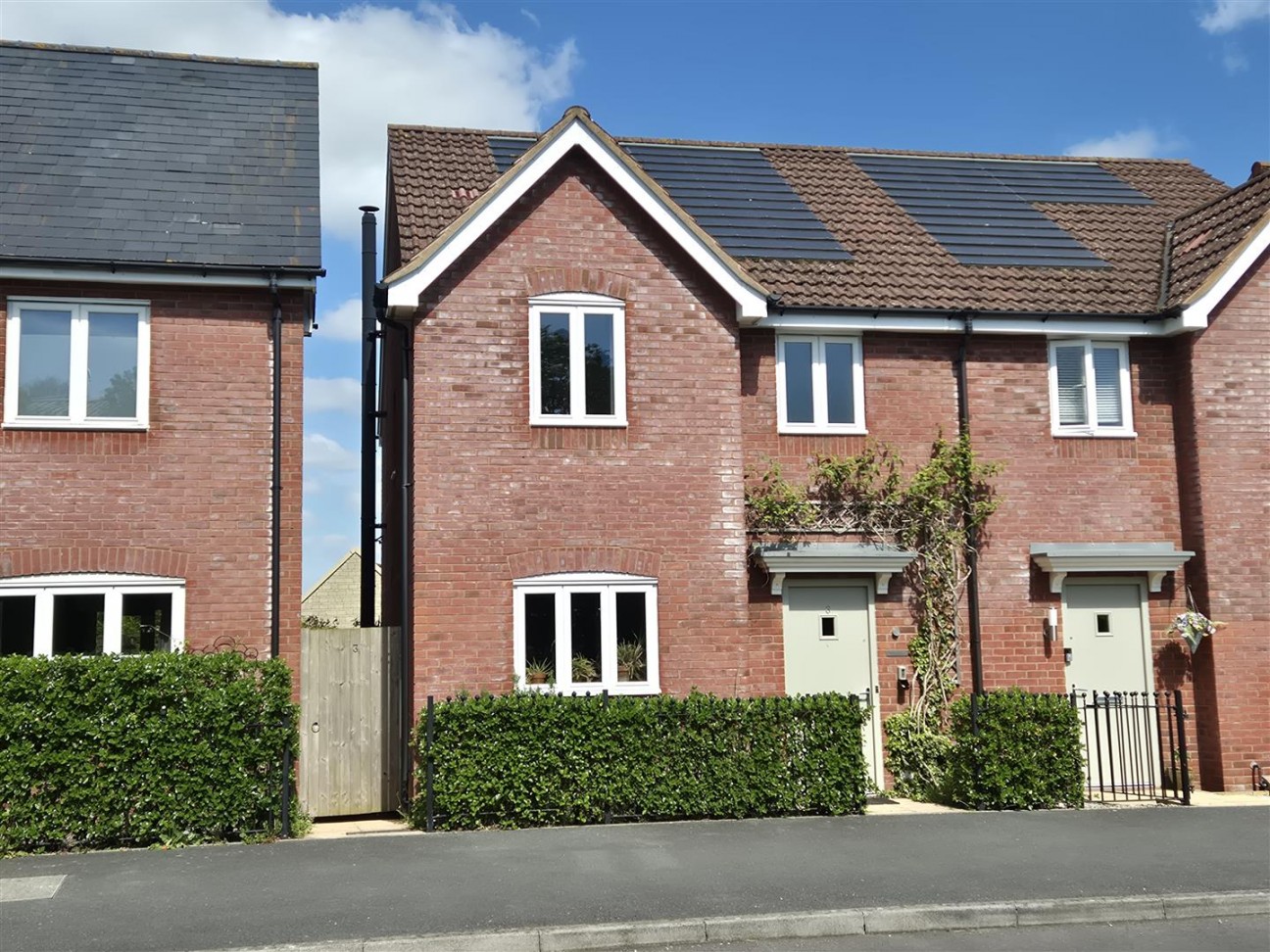 Lister Road, Dursley