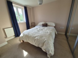 Lister Road, Dursley