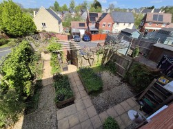 Lister Road, Dursley