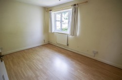 Weavers Close, Dursley