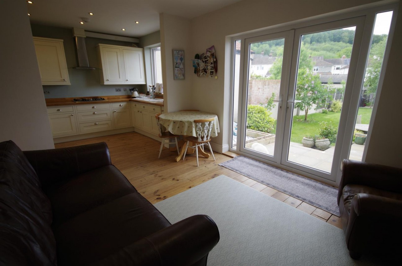 Olive Grove, Dursley