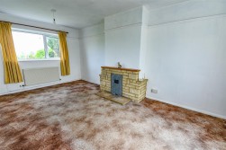 Draycott Crescent, Cam, Dursley