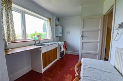 Draycott Crescent, Cam, Dursley