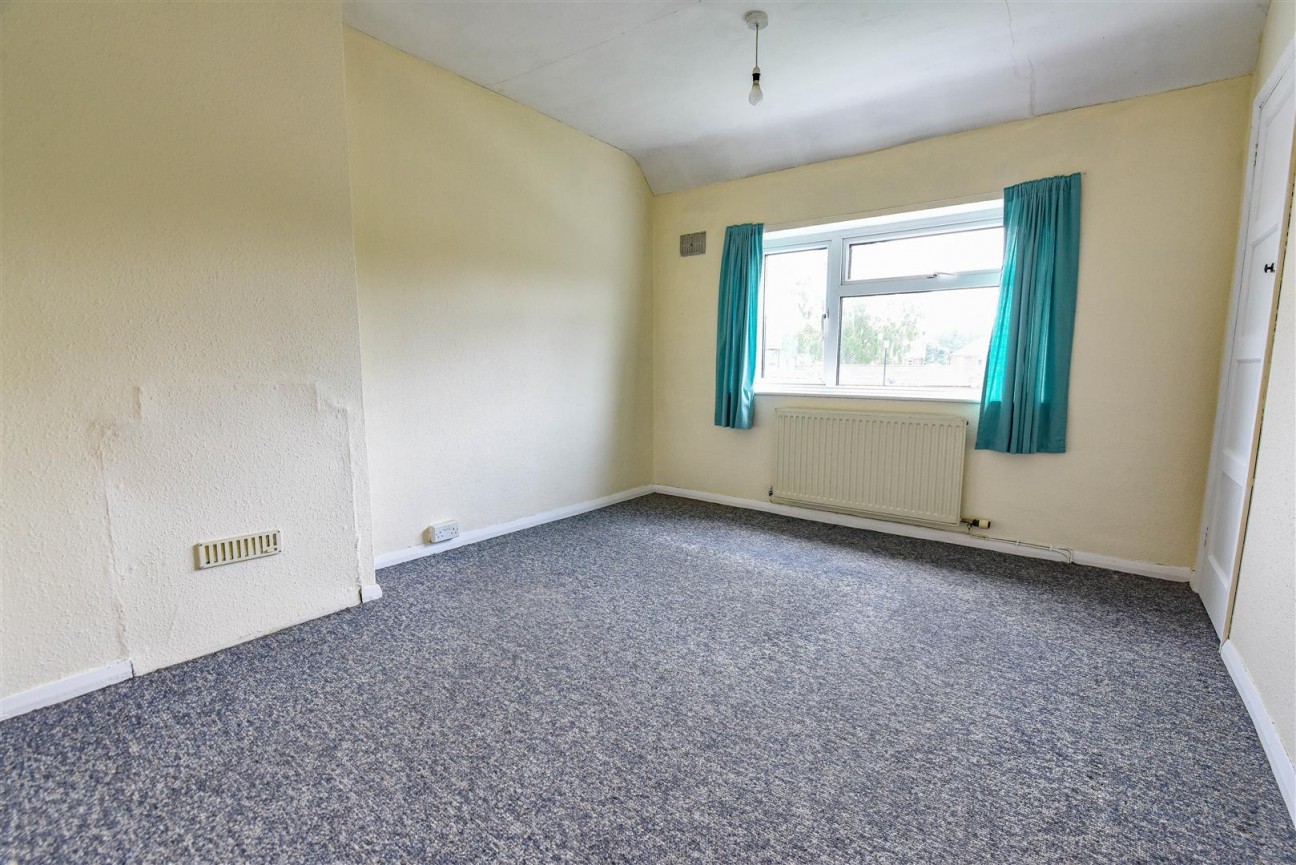 Draycott Crescent, Cam, Dursley