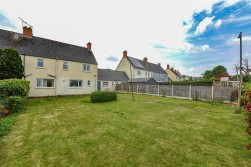 Draycott Crescent, Cam, Dursley