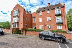 Alexandra Close, Dursley