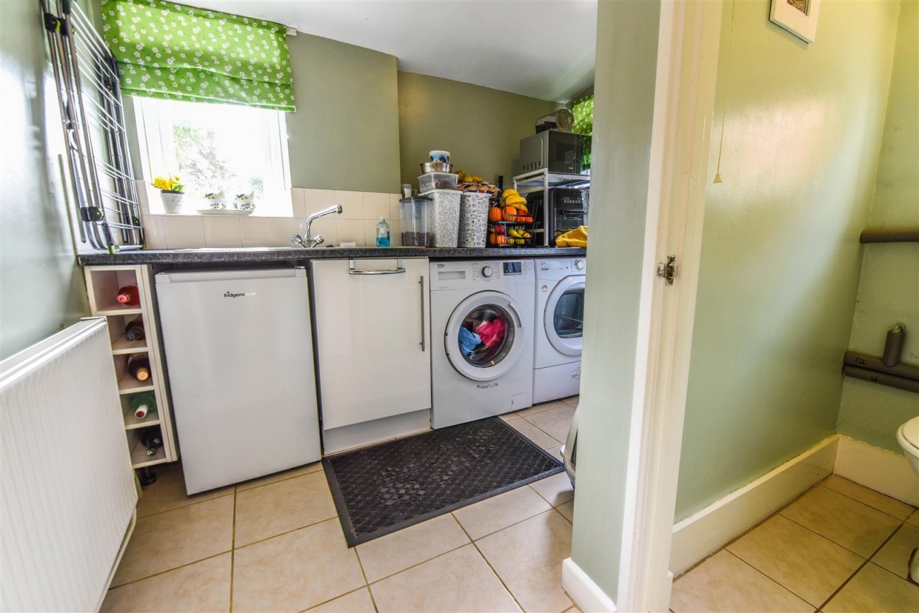 Draycott, Cam, Dursley