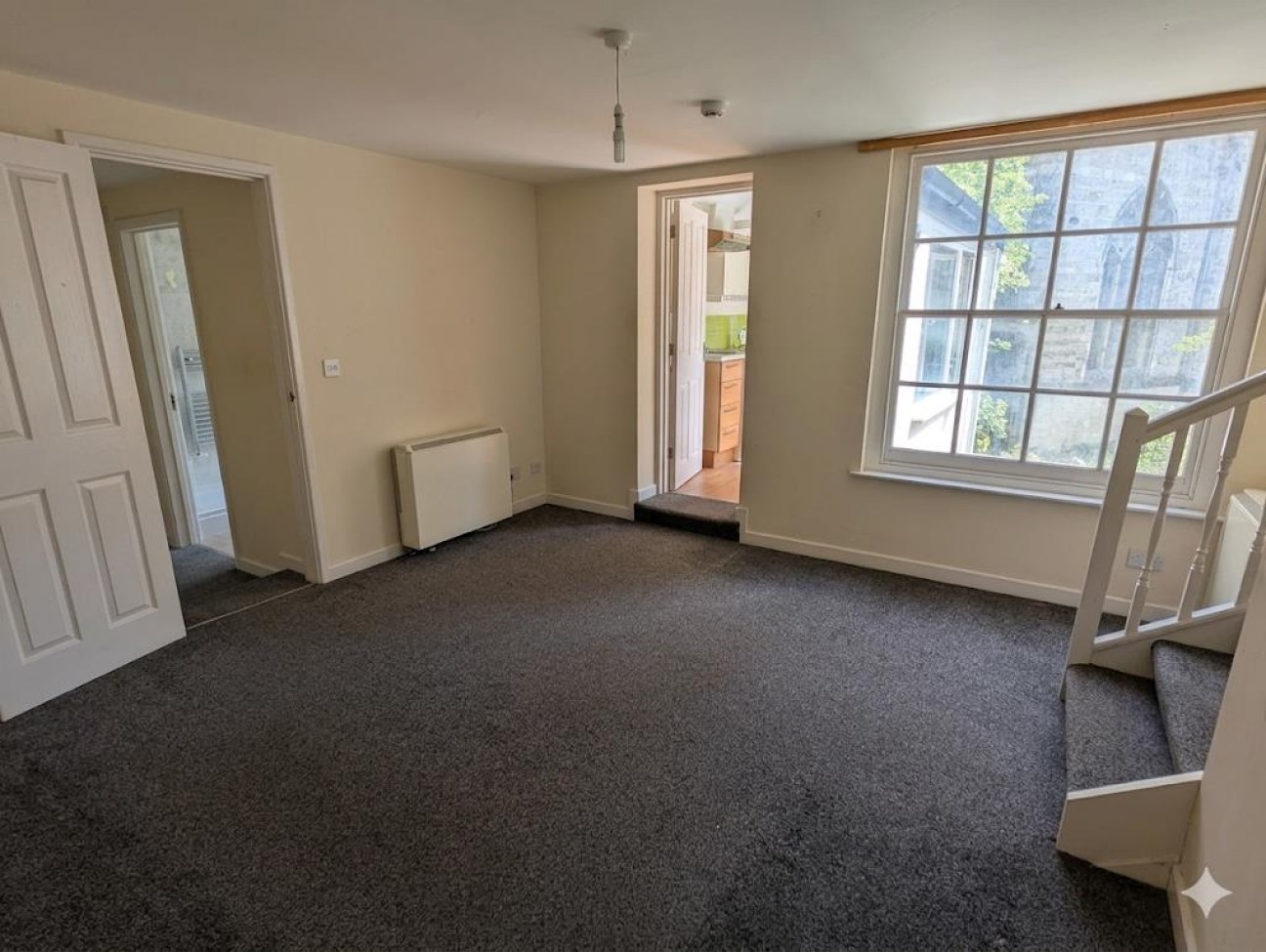 Flat 2, 12 Long Street, Dursley