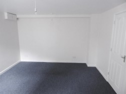 Flat 2, 12 Long Street, Dursley