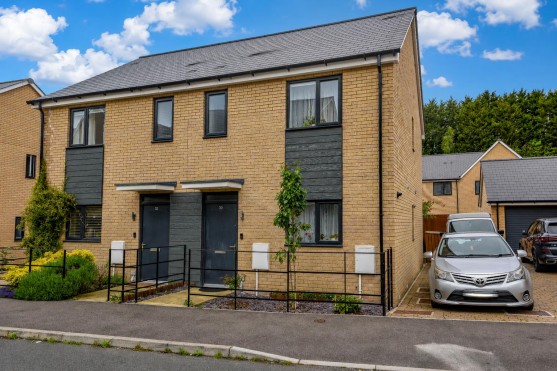 Lister Road, Dursley