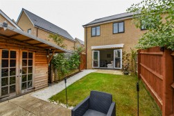 Lister Road, Dursley