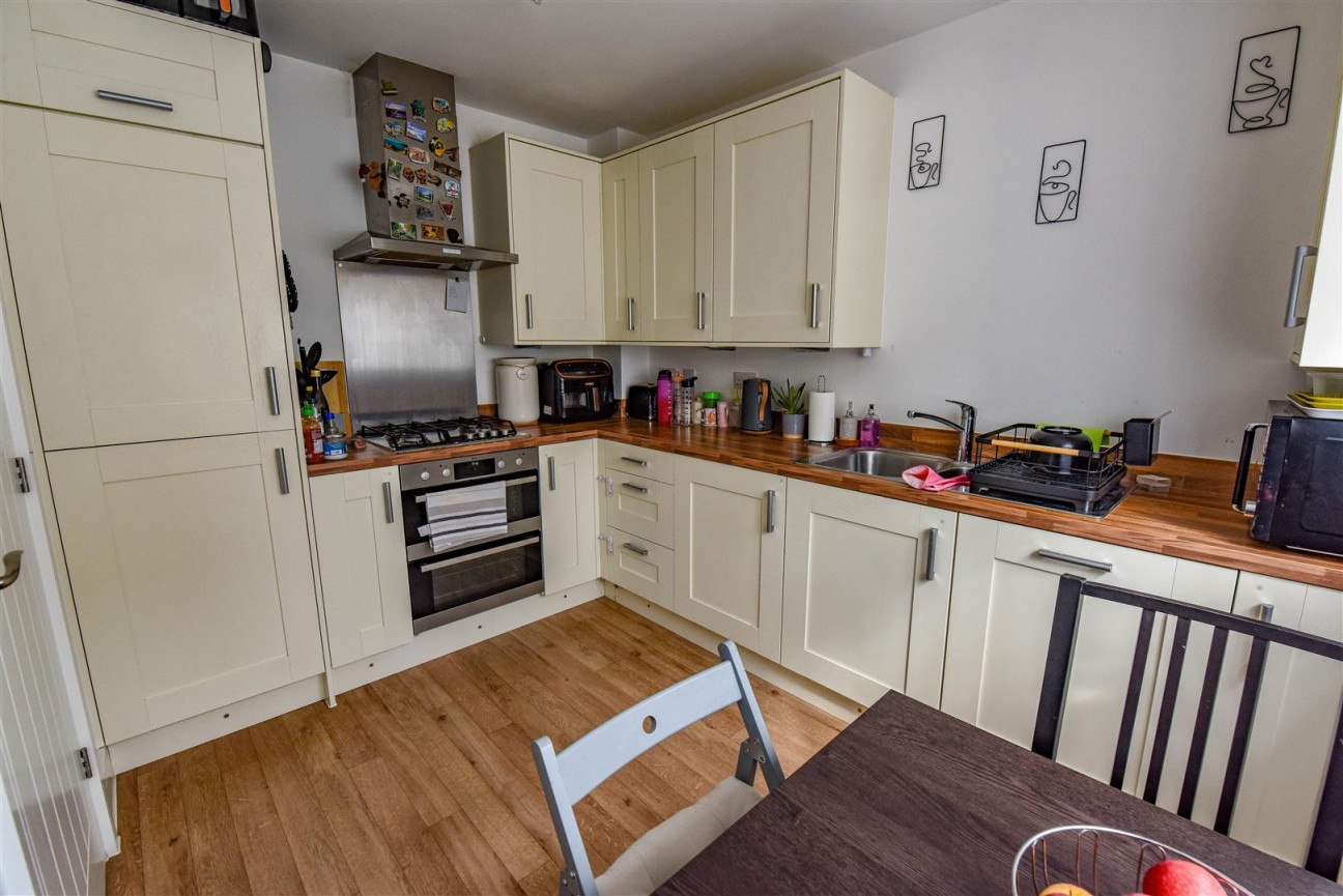 Lister Road, Dursley