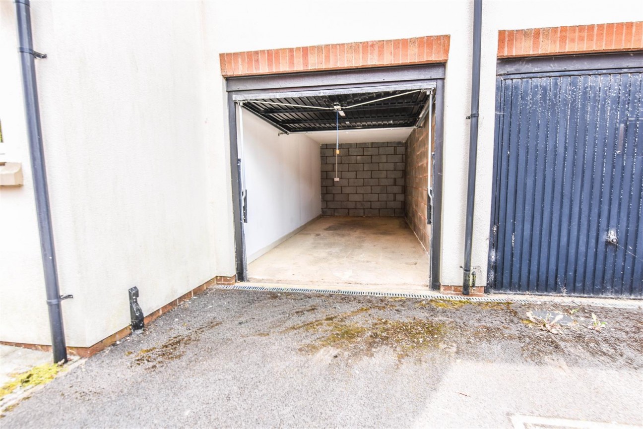 Phelps Mill Close, Dursley