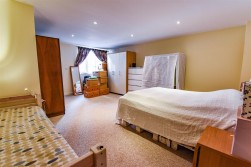 Phelps Mill Close, Dursley