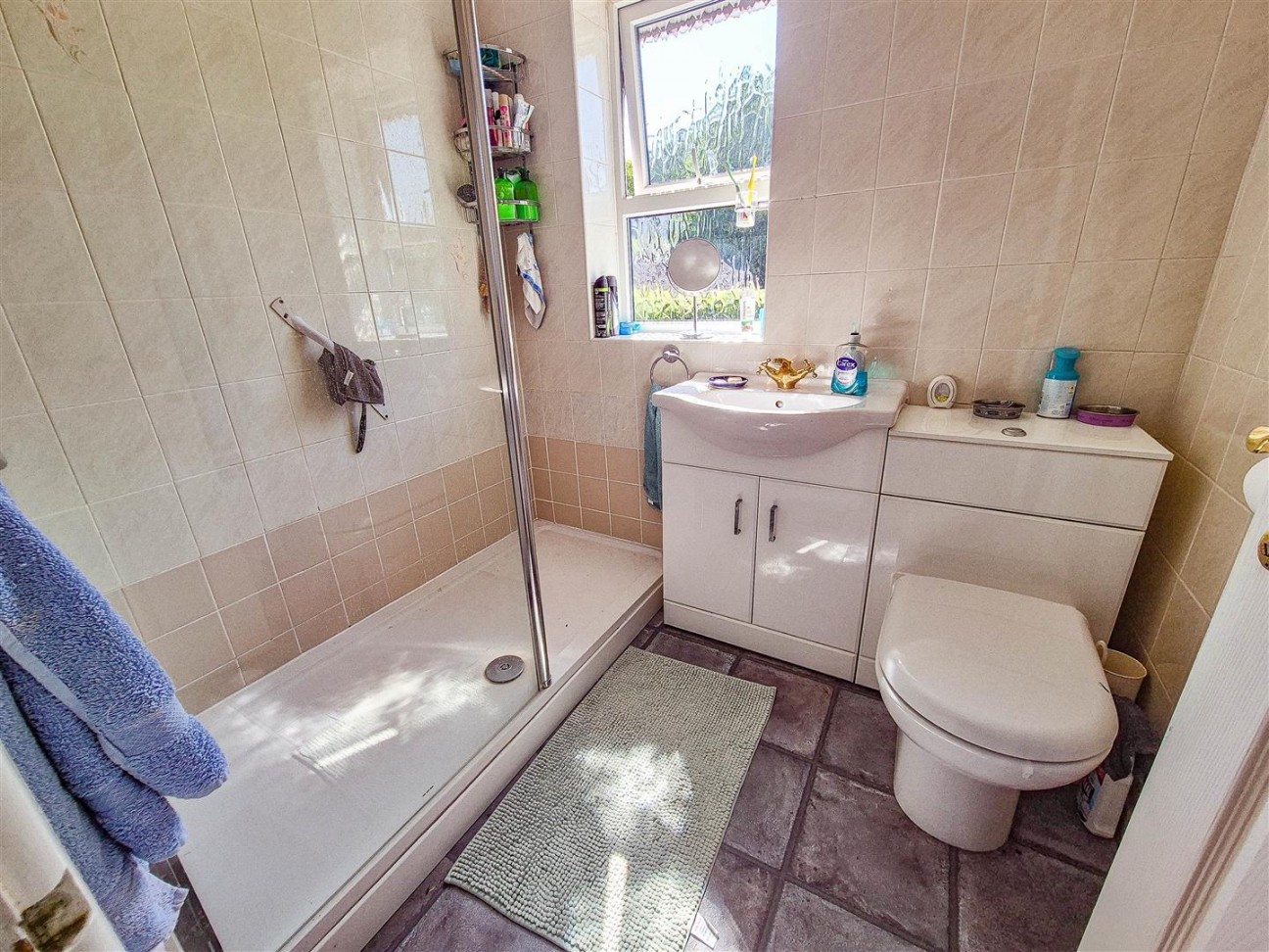 St. Georges Close, Cam, Dursley