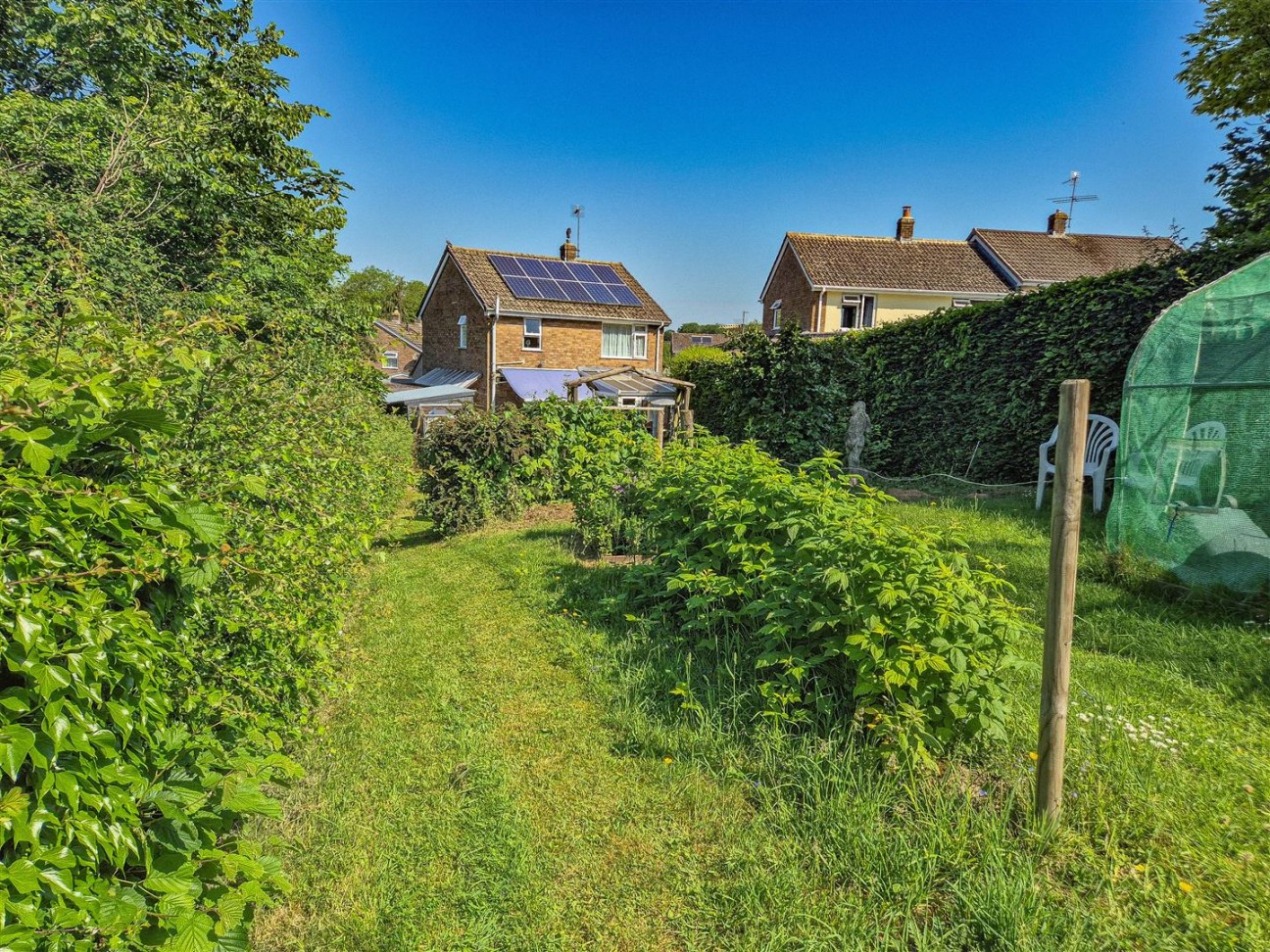 St. Georges Close, Cam, Dursley