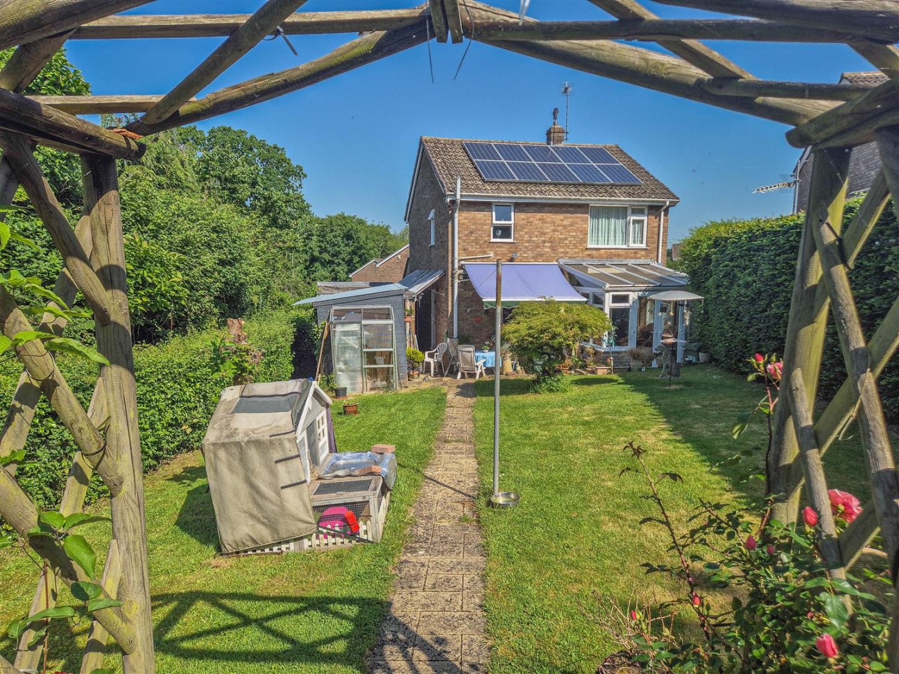 St. Georges Close, Cam, Dursley