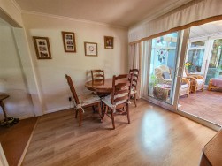 St. Georges Close, Cam, Dursley