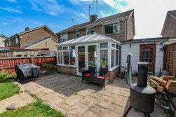Tennyson Road, Dursley