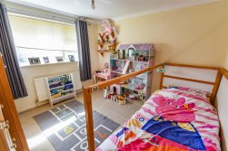 Tennyson Road, Dursley
