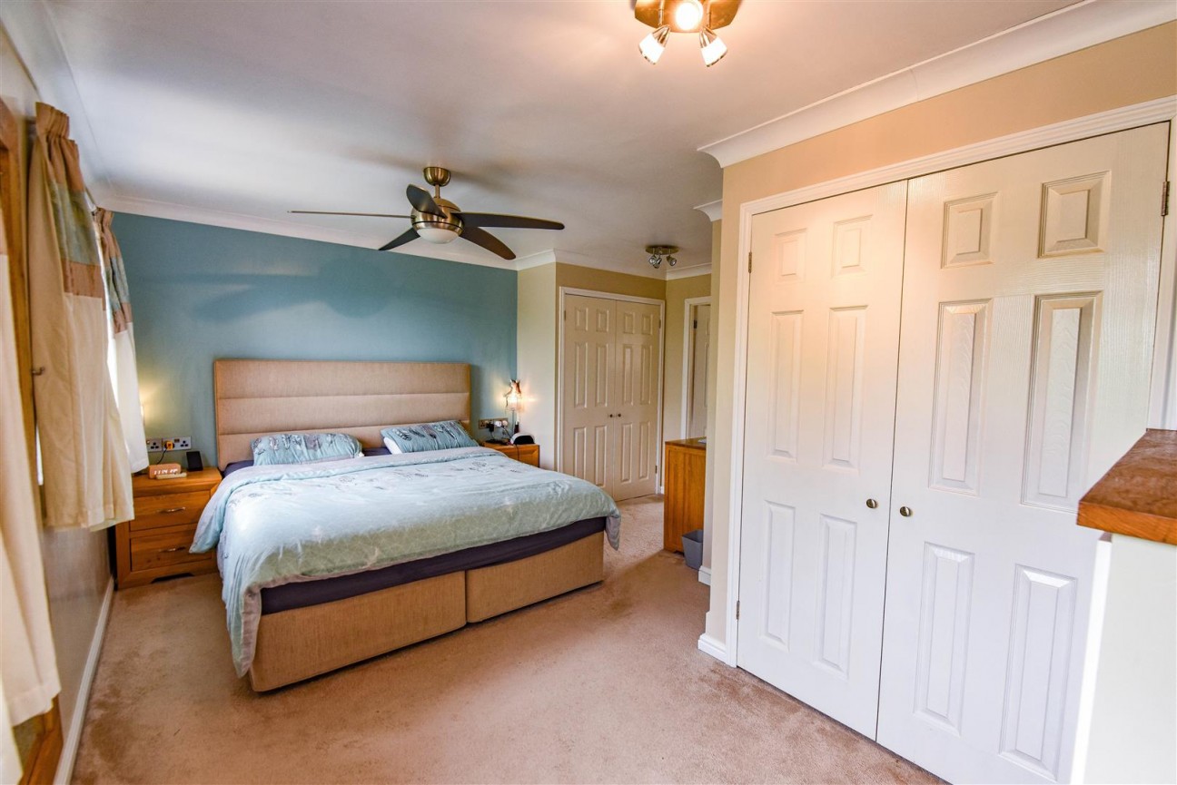 Jubilee Close, Cam, Dursley
