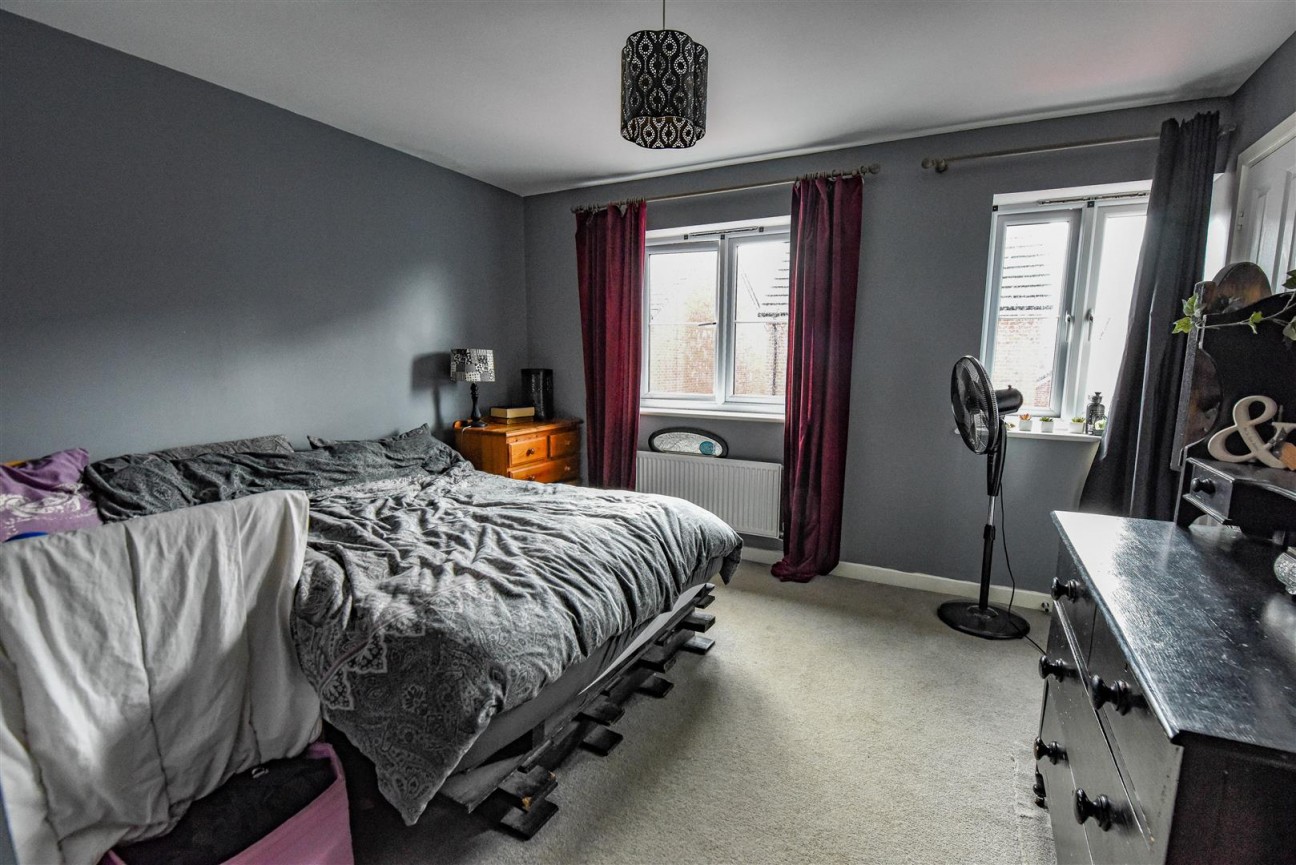 Brunel Road, Cam, Dursley