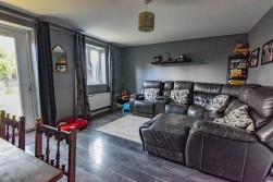 Brunel Road, Cam, Dursley