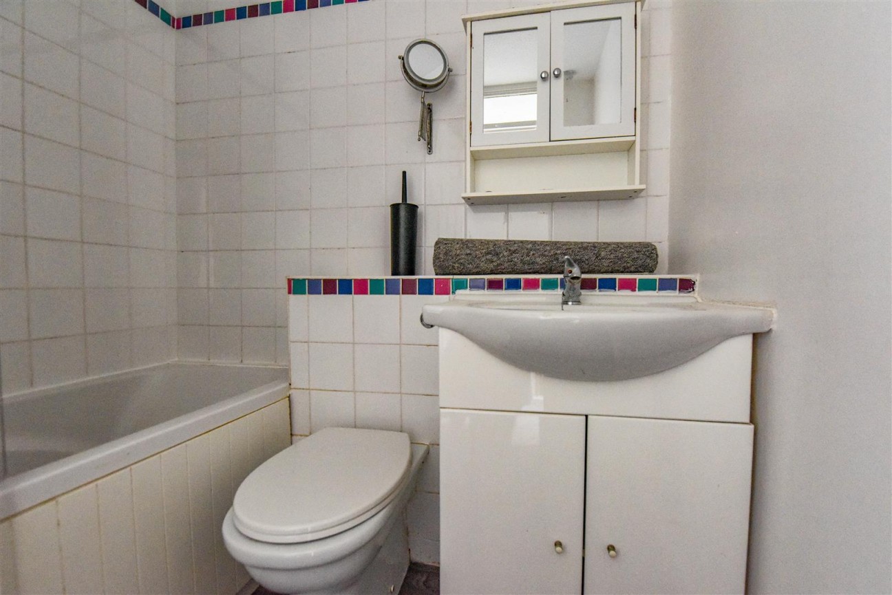 46 Lynch Road, Berkeley