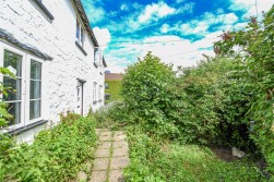 High Street, Cam, Dursley