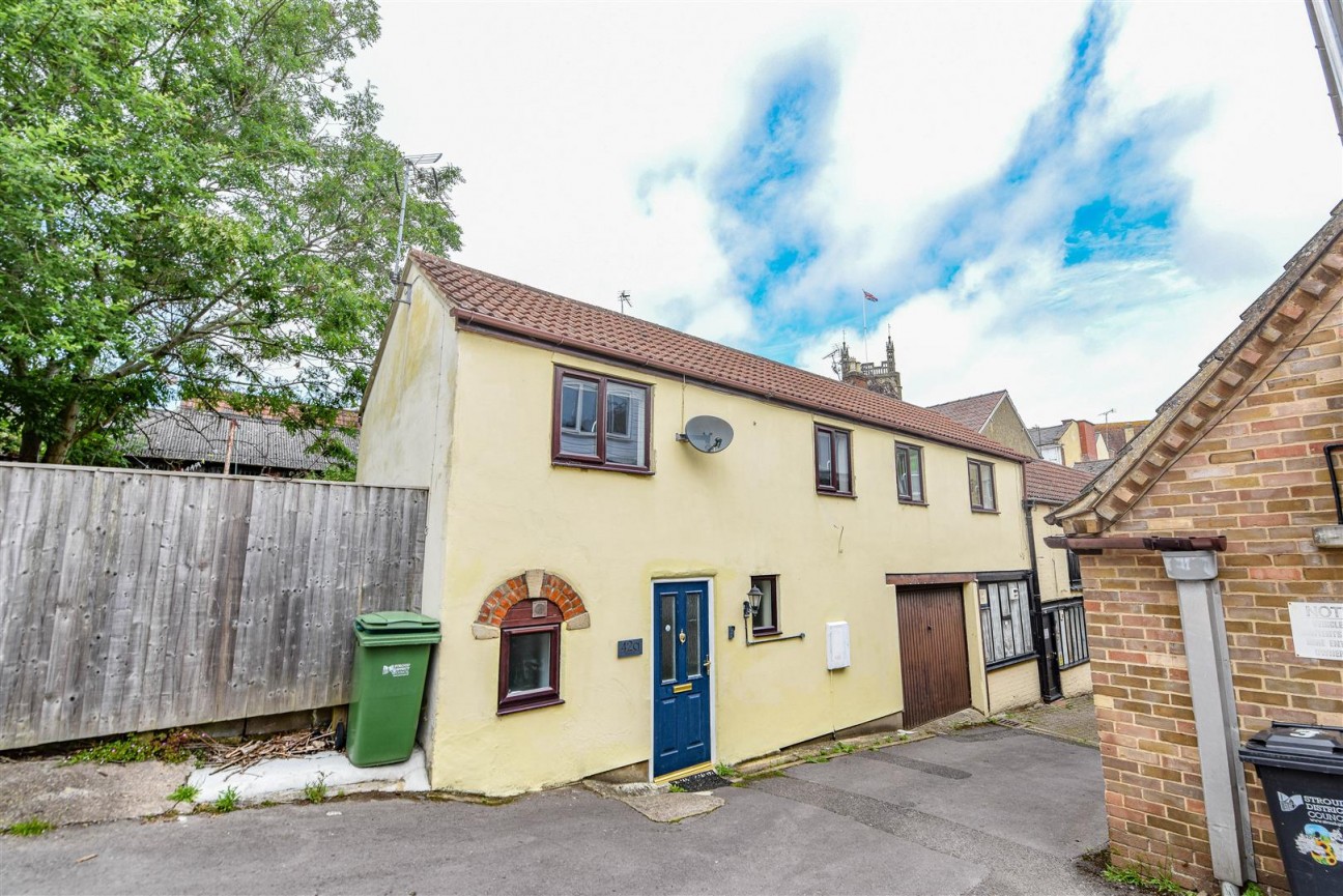 Silver Street, Dursley