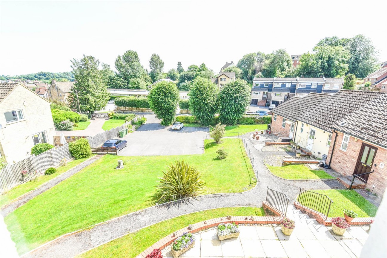 Flat 4, 12 May Lane, Dursley